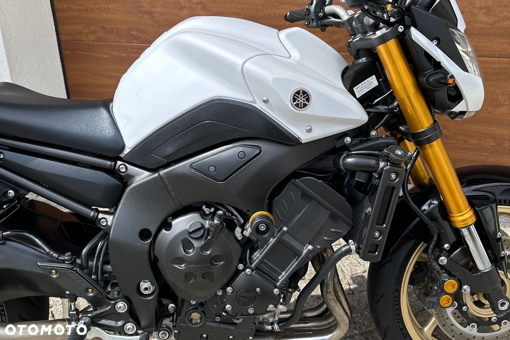 Yamaha FZ8 - 7