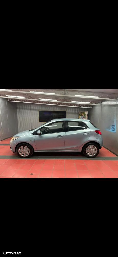Mazda 2 1.3i TE - 11