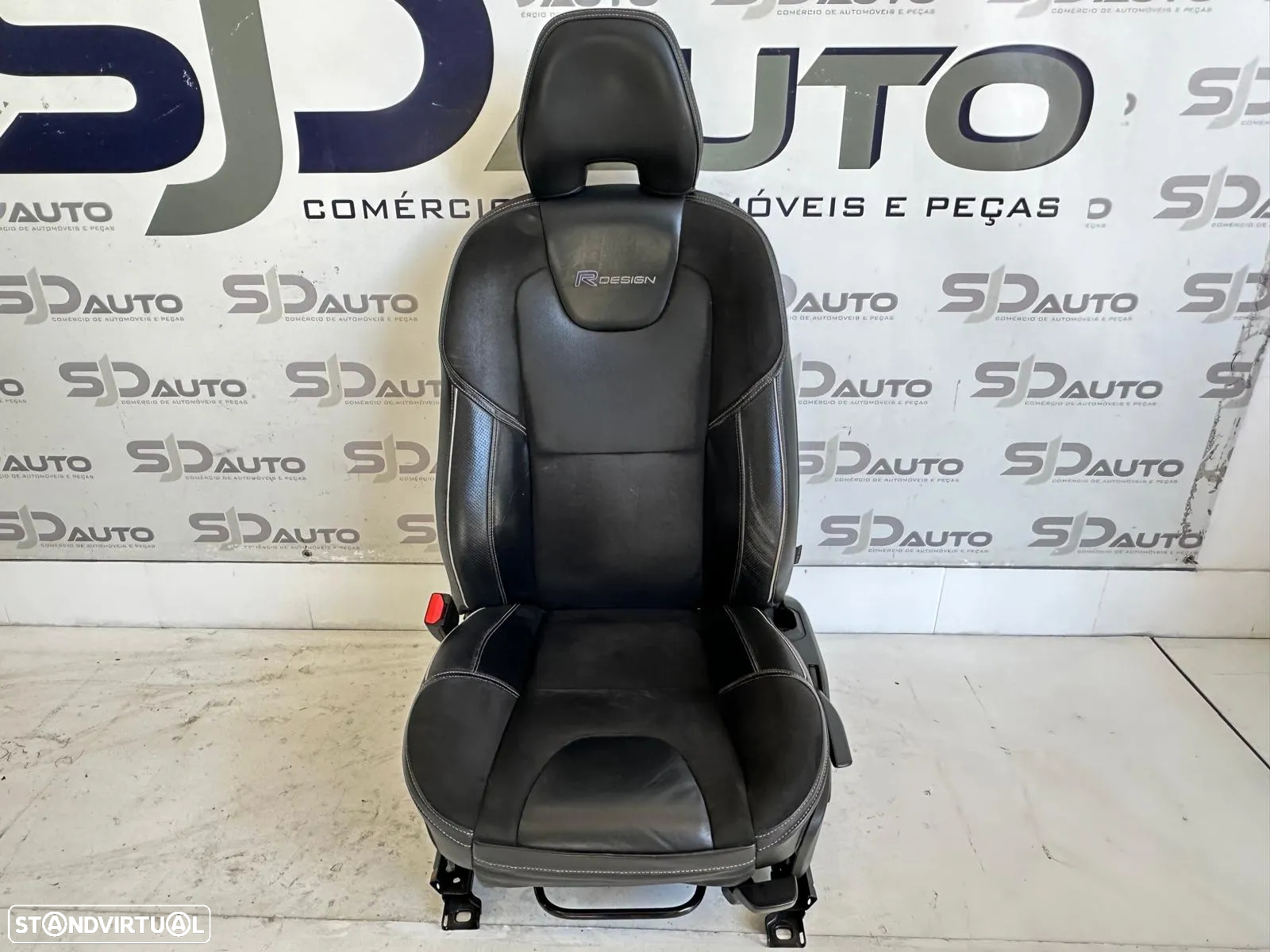 Conjunto Bancos R-Design - Volvo V40 (2015) - 4