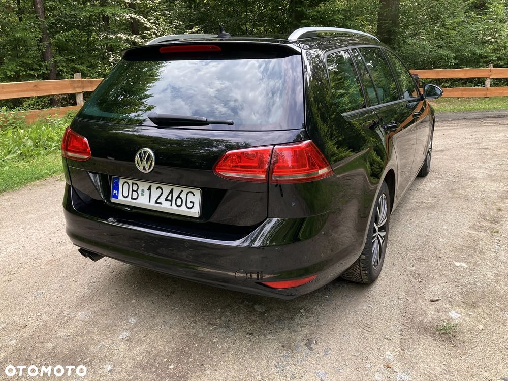 Volkswagen Golf 2.0 TDI BlueMotion Technology Allstar - 4