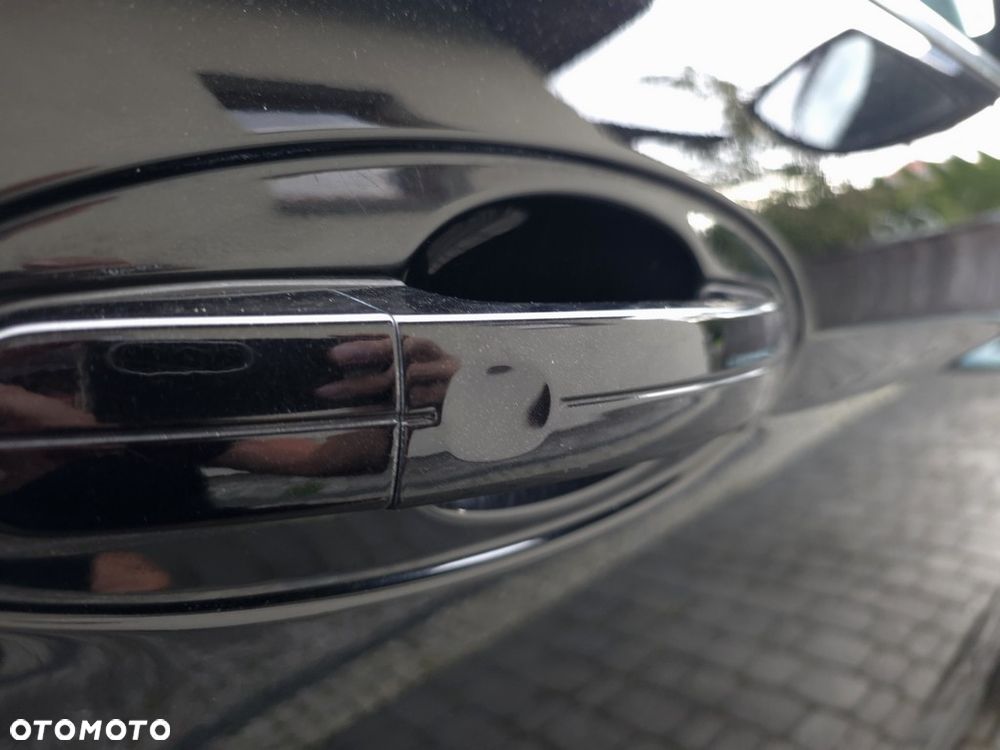 Ford Grand C-MAX - 32