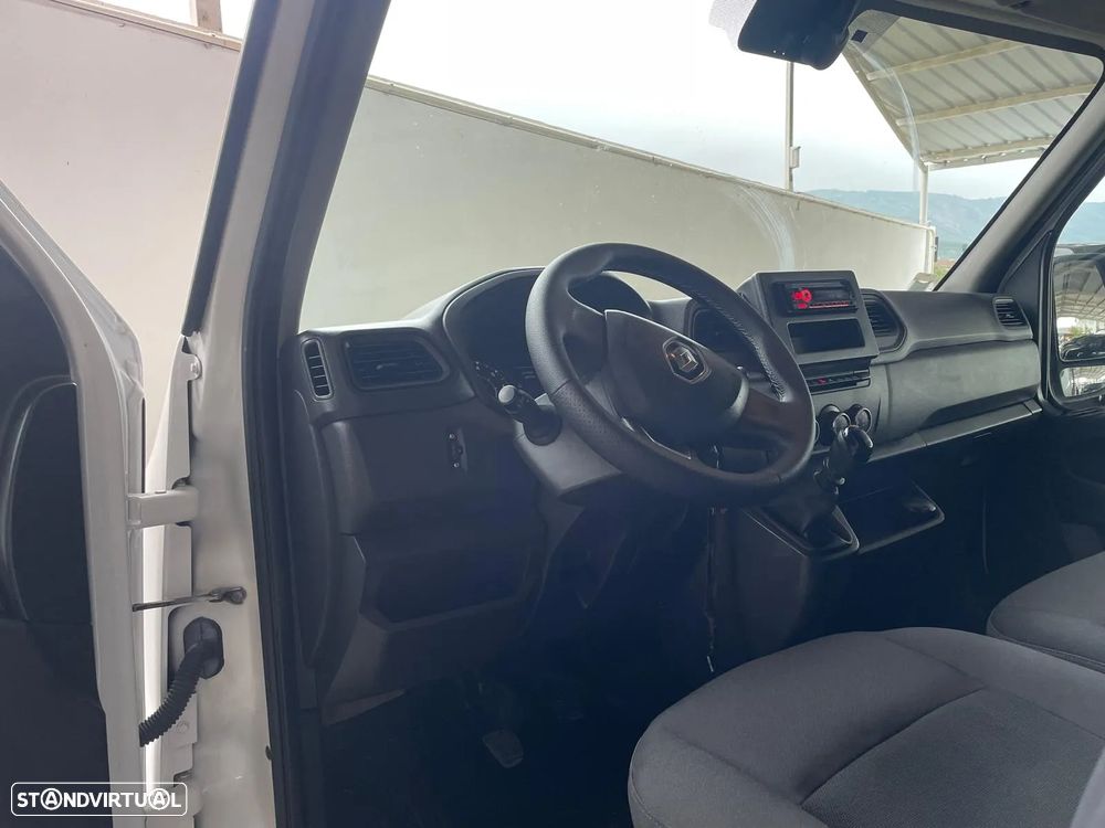 Renault Master 2.3 DCI - 10