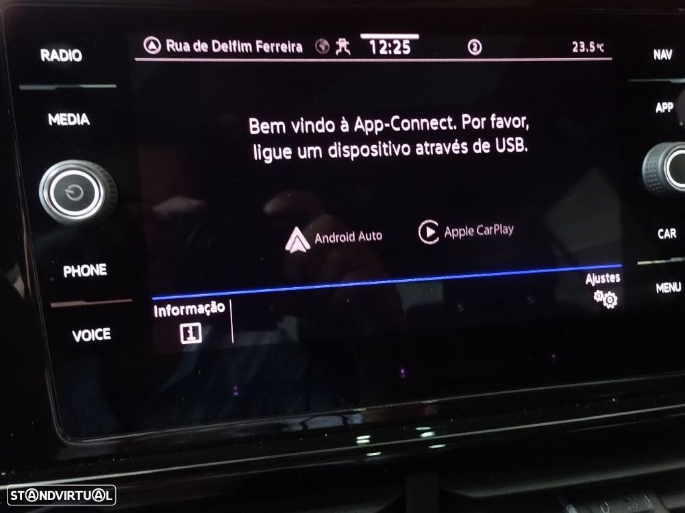 VW T-Roc 1.5 TSI R-Line DSG - 26