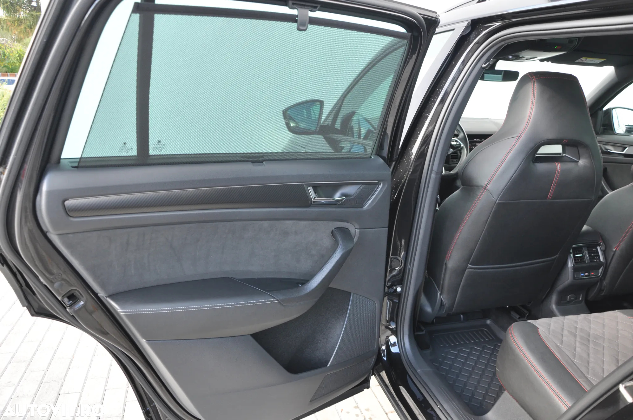 Skoda Kodiaq 2.0 TDI 4X4 DSG Sportline - 31