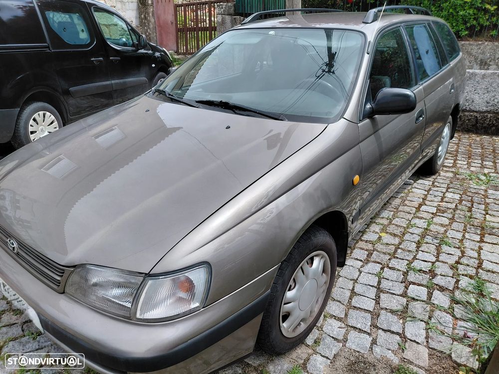 Toyota Carina - 3