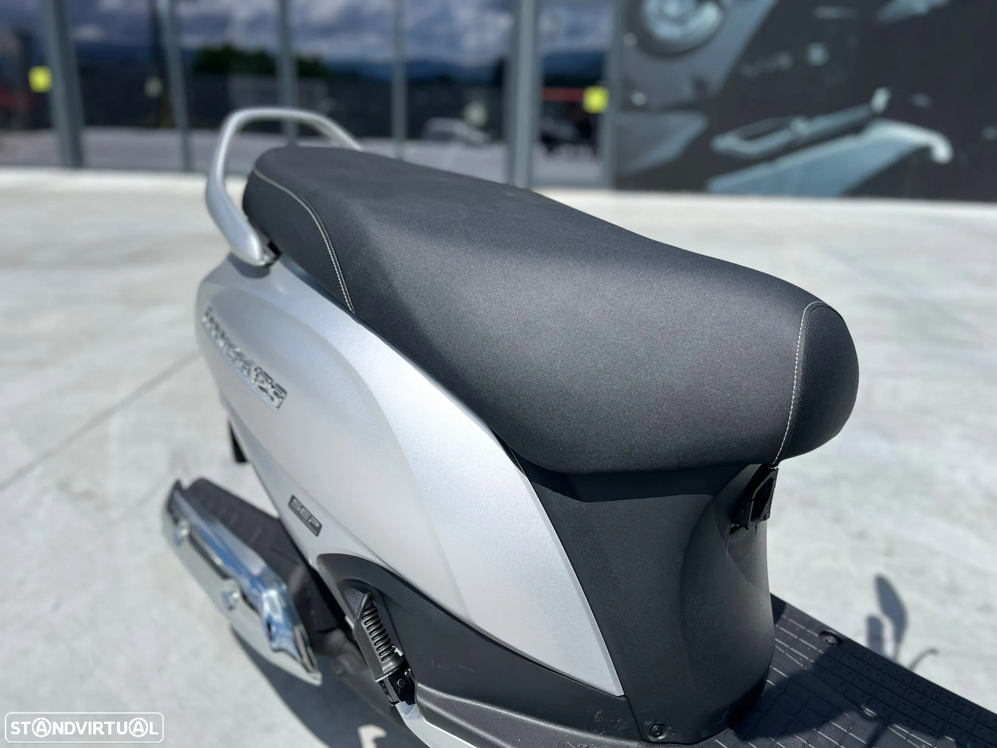 Suzuki Adress 125 - 4