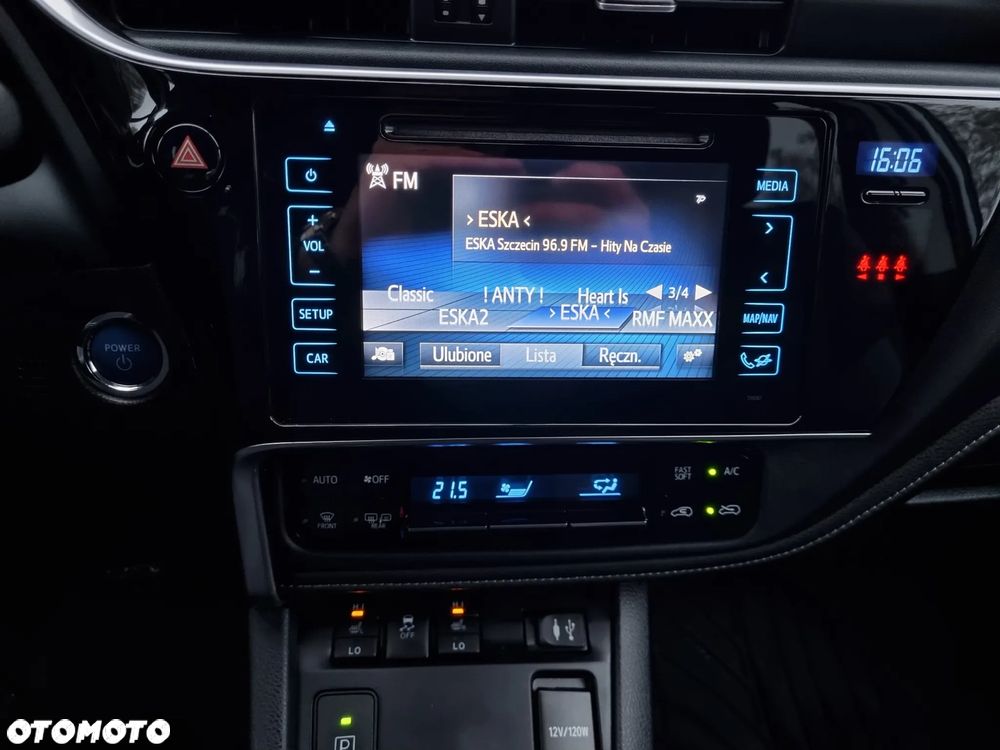 Toyota Auris Hybrid 135 Comfort - 17