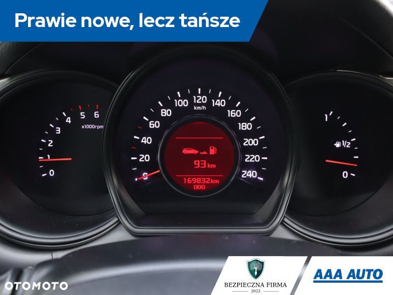 Kia Ceed - 13