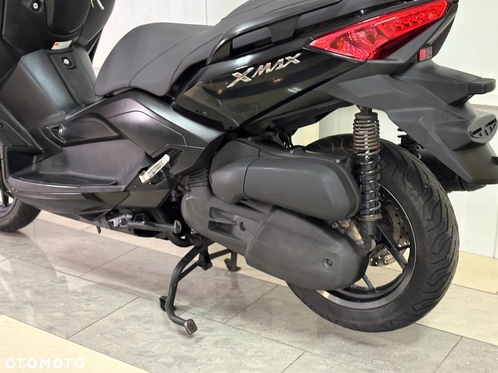 Yamaha X-max - 8