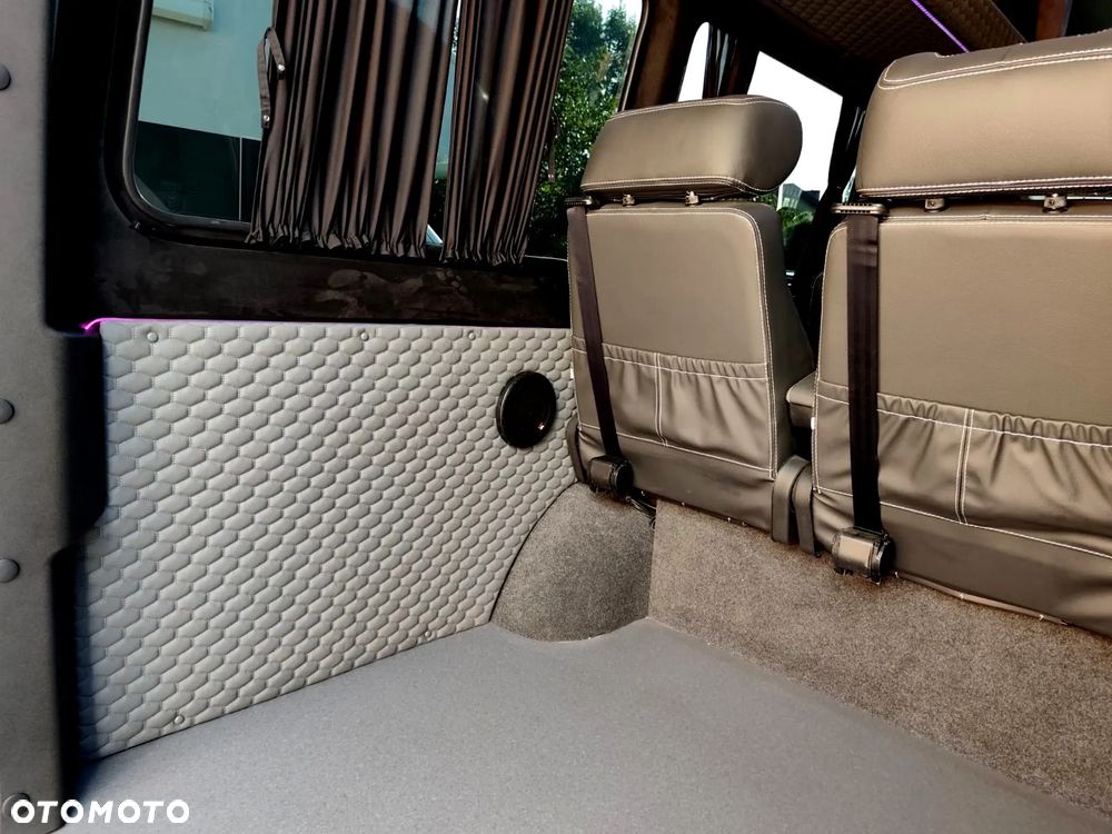 Mercedes-Benz Sprinter - 29