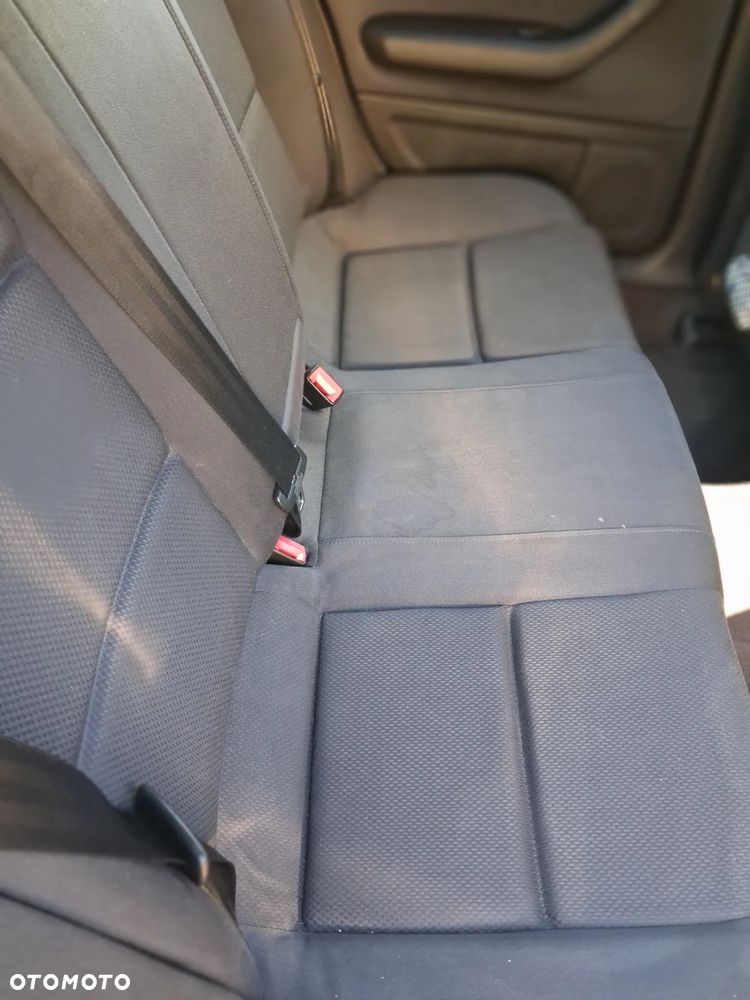 Audi A4 Avant 1.9 TDI - 19