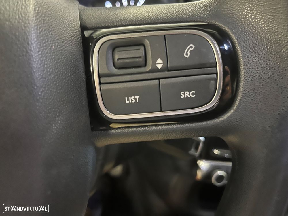 Citroën C3 1.2 PureTech Shine - 24