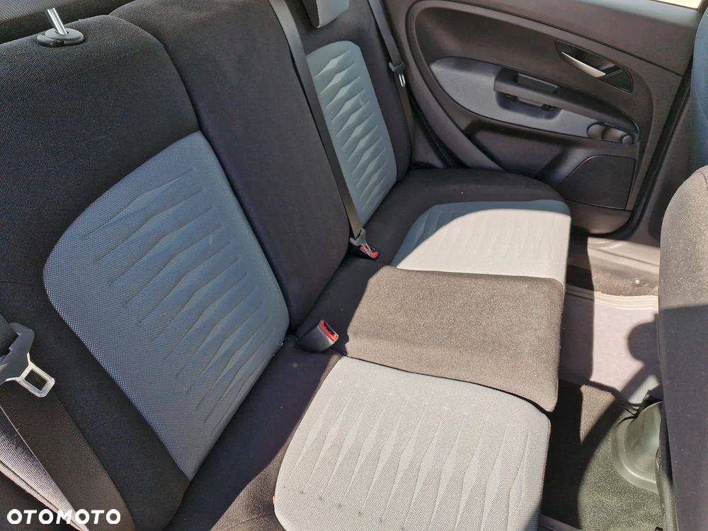 Fiat Grande Punto - 9