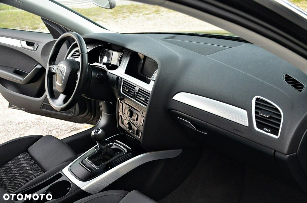 Audi A4 Avant - 20