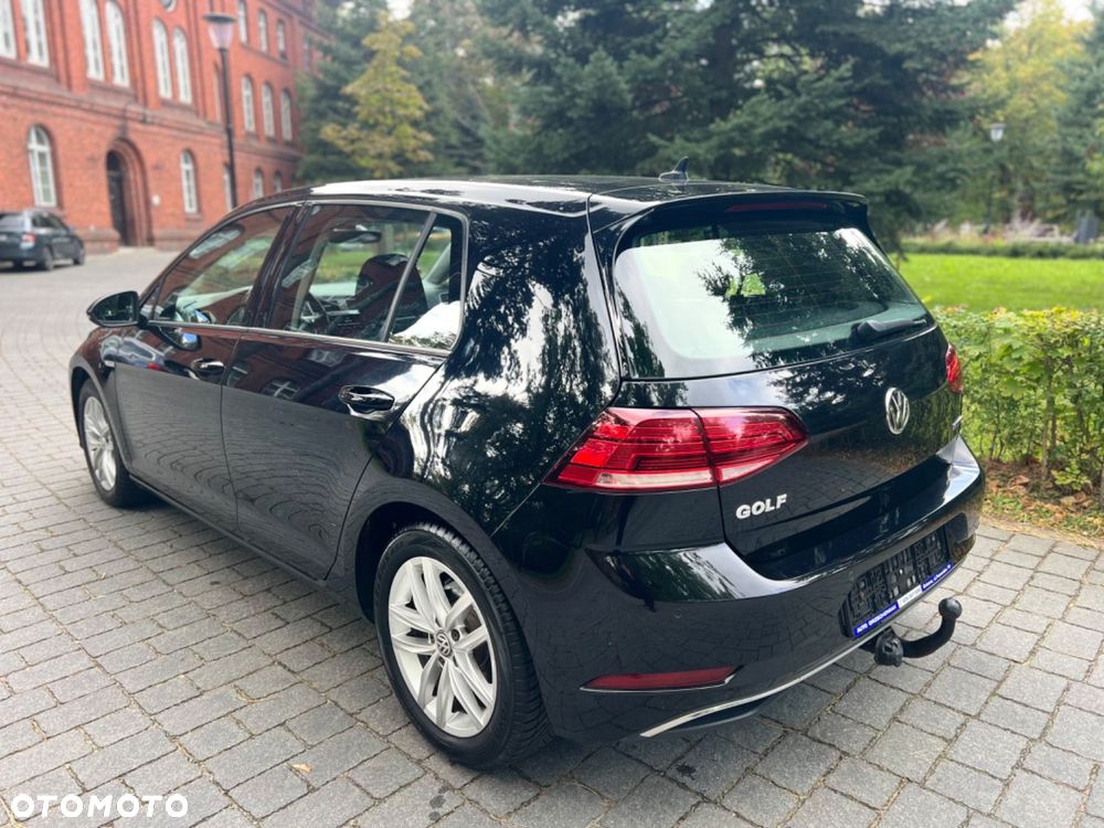 Volkswagen Golf 1.5 TSI BlueMotion ACT DSG Highline - 21