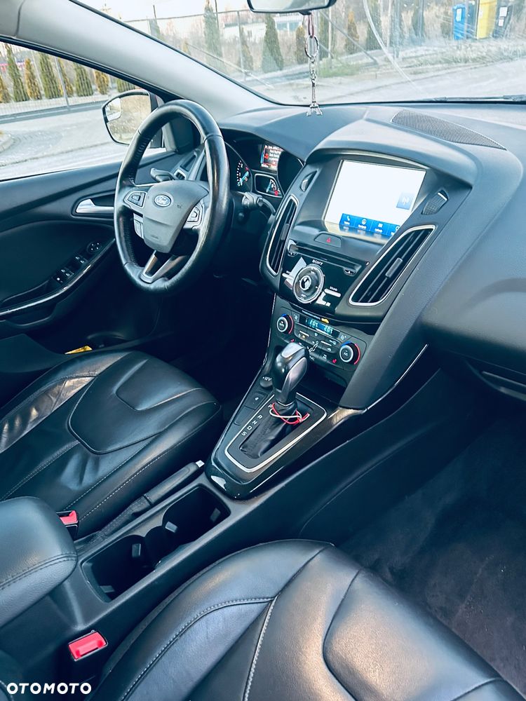 Ford Focus - 16