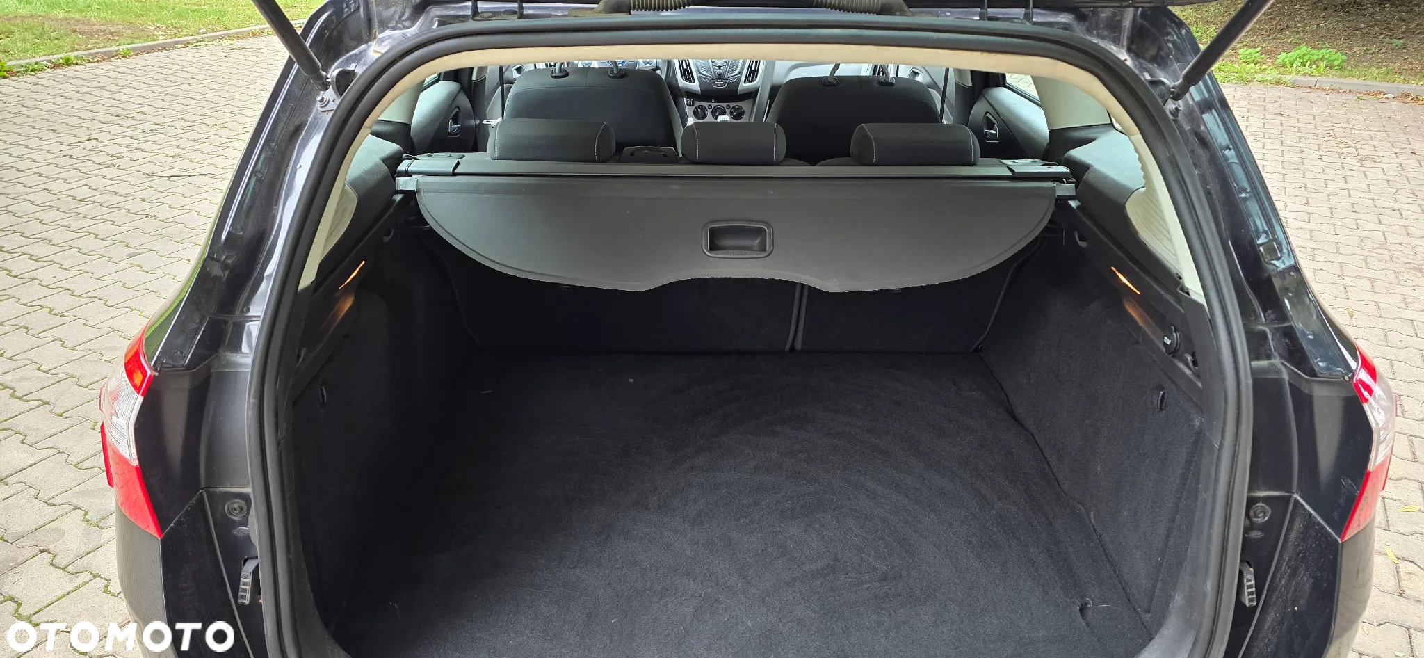 Ford Focus 1.6 Edition - 10