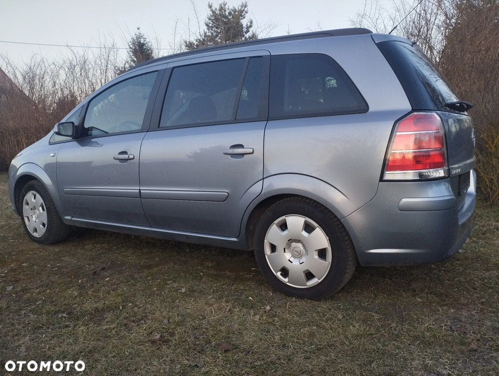 Opel Zafira - 3