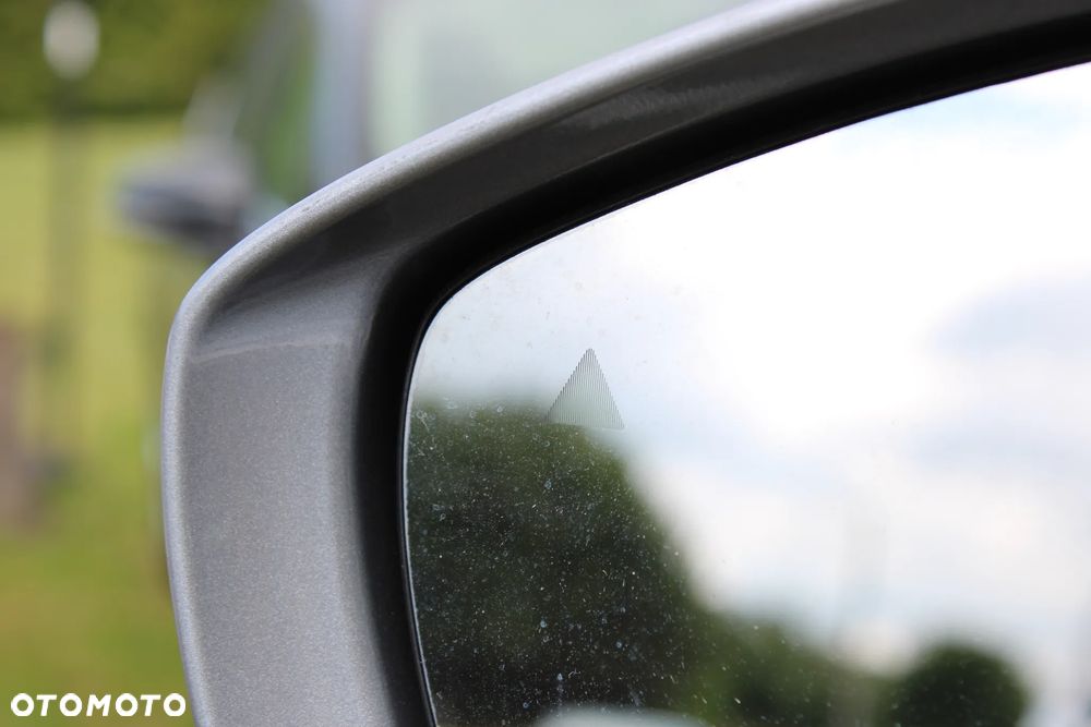 Chrysler Pacifica - 35