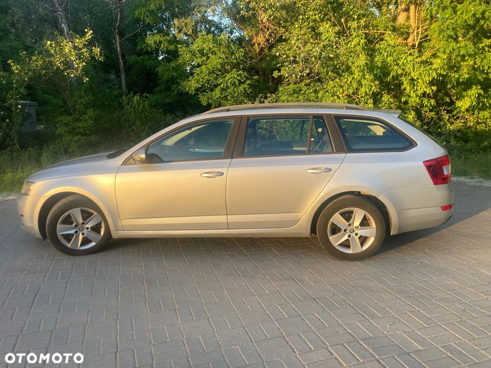 Skoda Octavia 1.6 TDI Ambition - 3