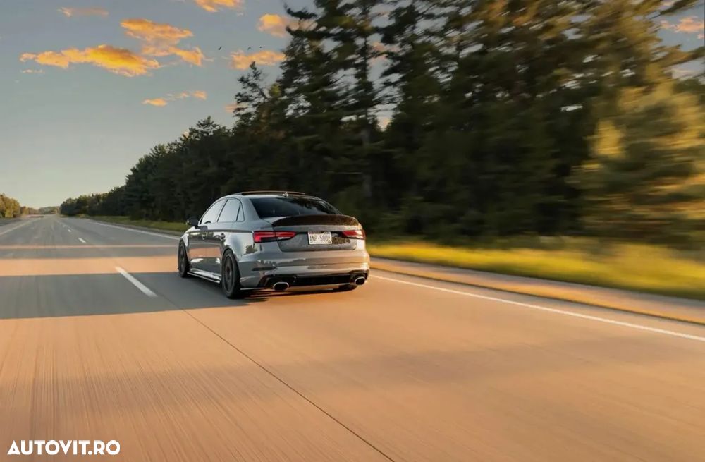 Audi RS3 - 2