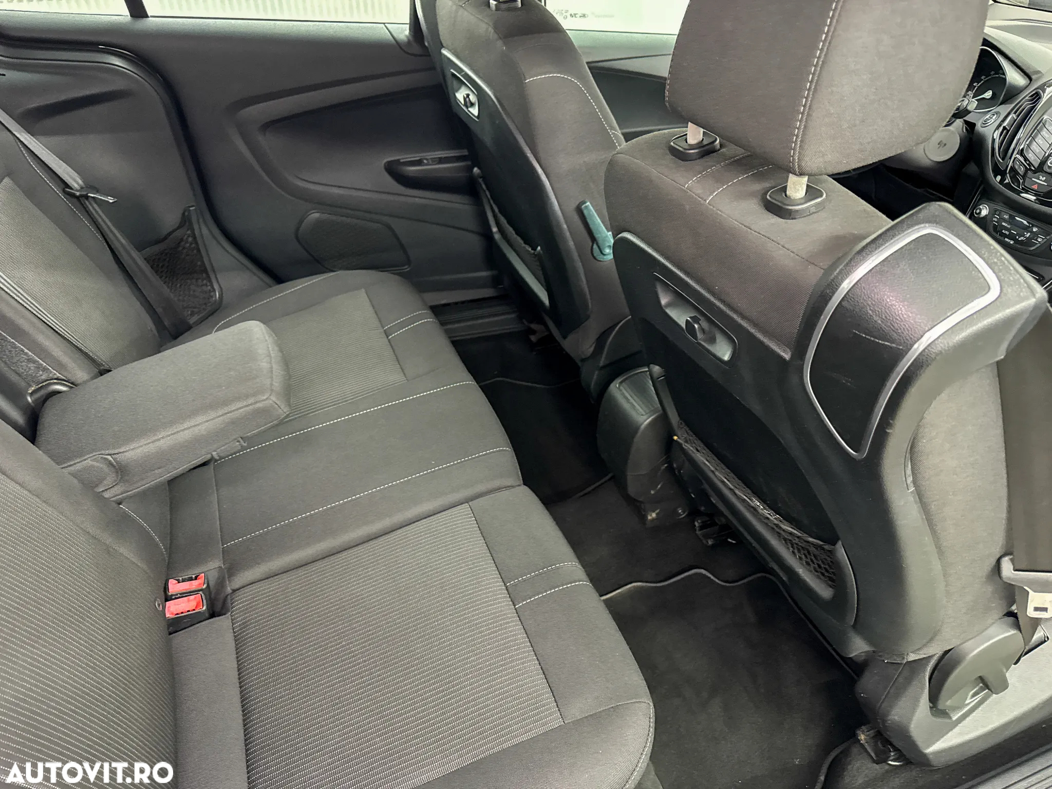 Ford B-Max 1.5 TDCi Titanium - 16