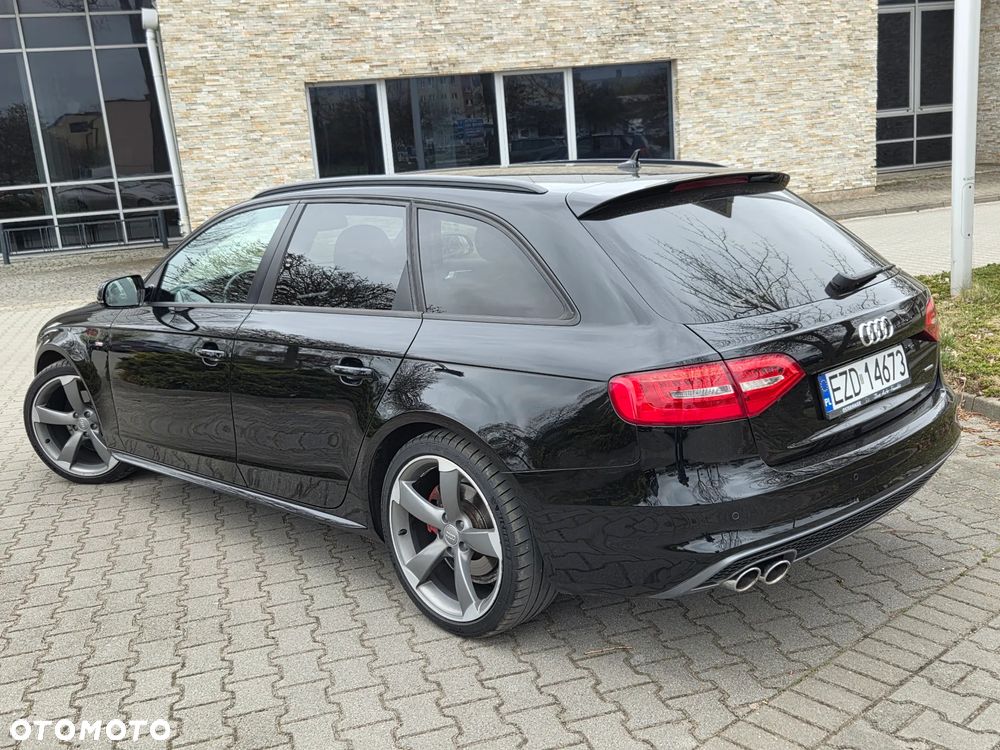 Audi A4 Avant 2.0 TDI DPF quattro S tronic S line Sportpaket - 13