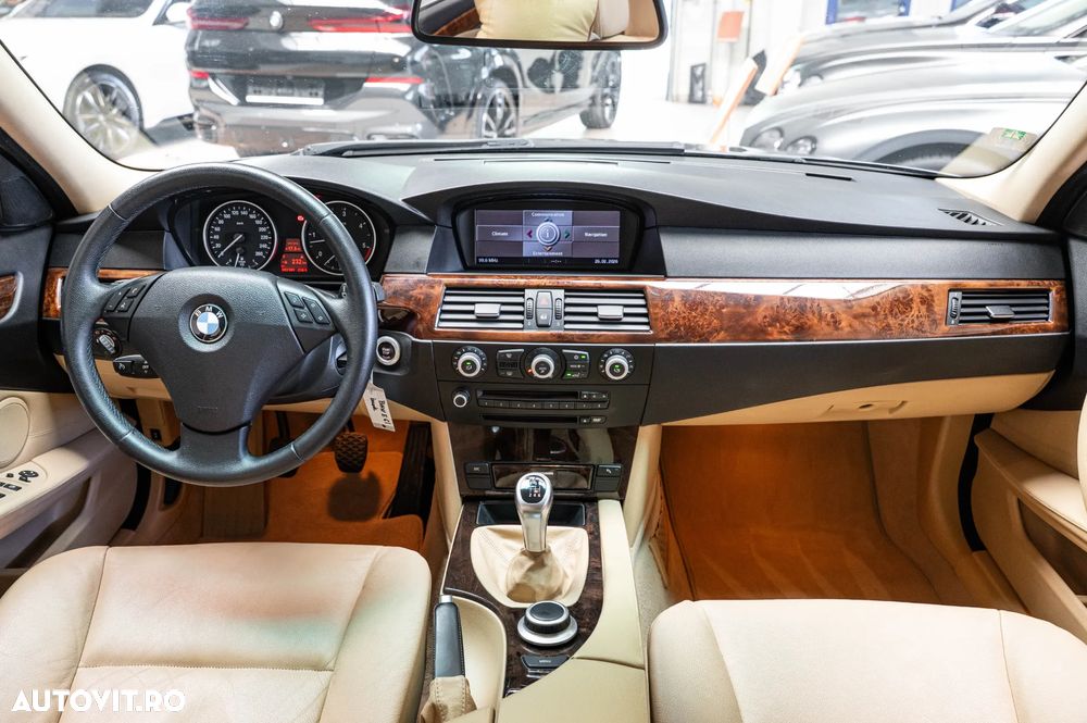 BMW Seria 5 530d xDrive - 5