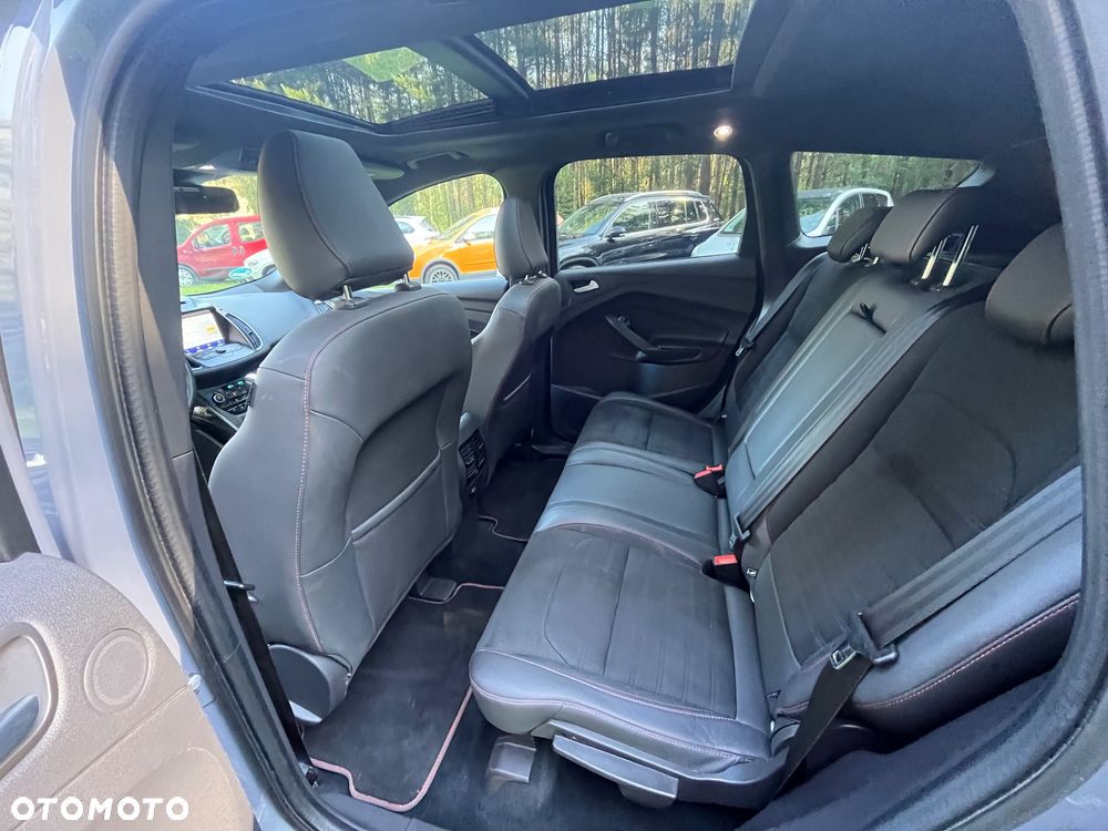Ford Kuga 1.5 EcoBoost 4x4 ST-Line - 12