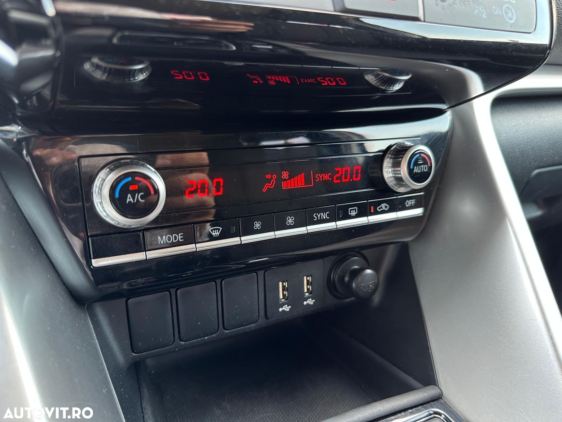 Mitsubishi Eclipse-Cross - 16