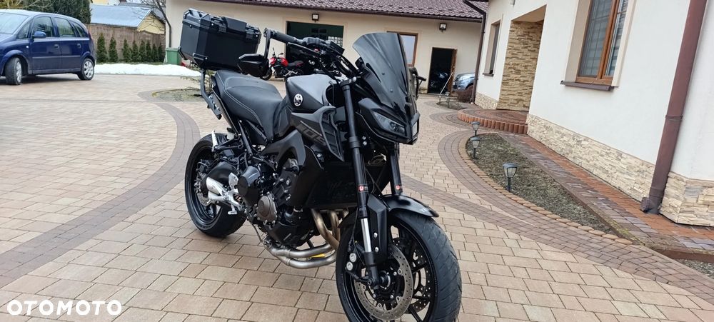 Yamaha MT - 2