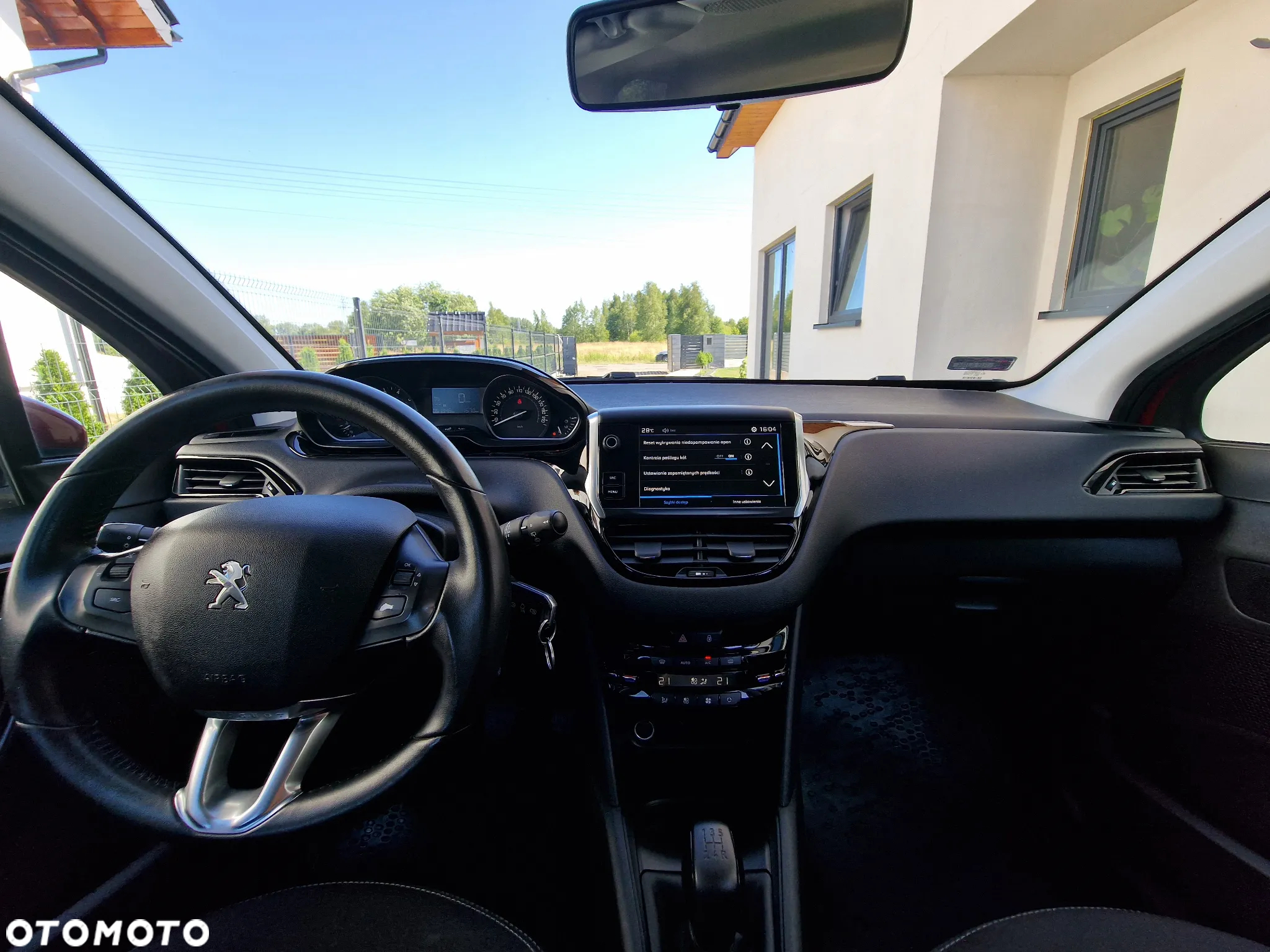 Peugeot 208 1.2 PureTech Allure - 32