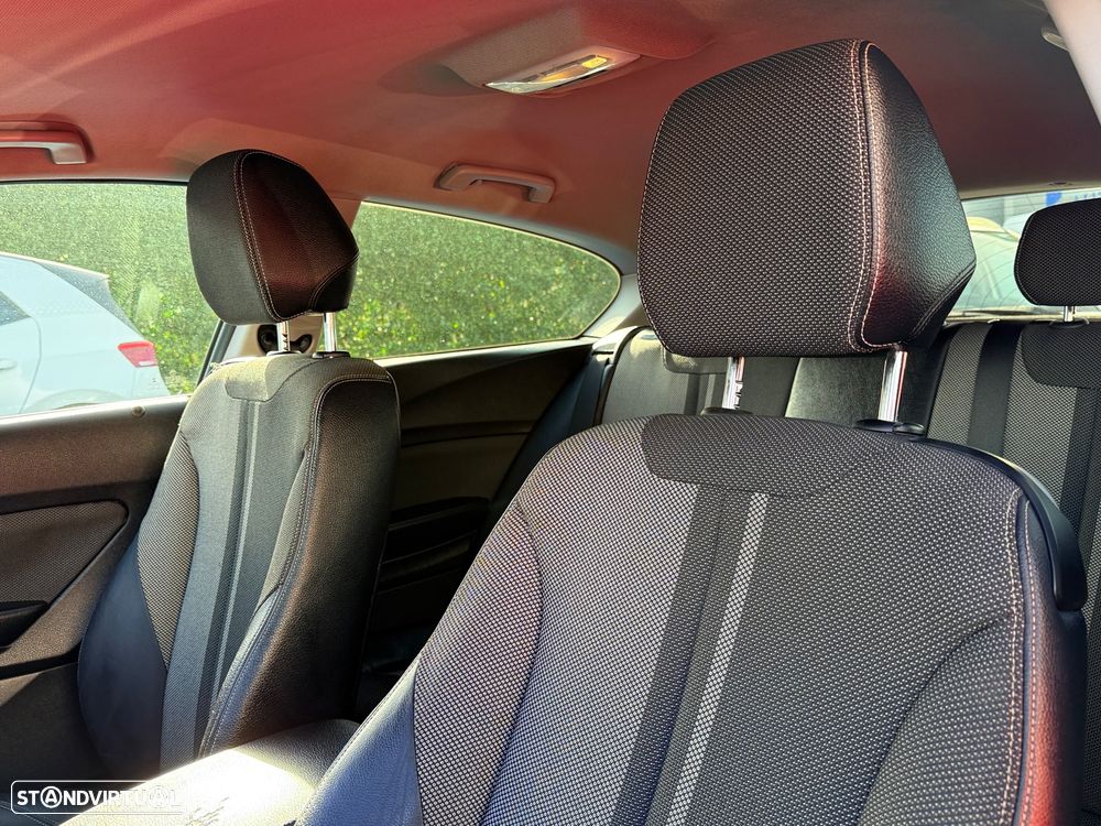 BMW 116 d EfficientDynamics - 10