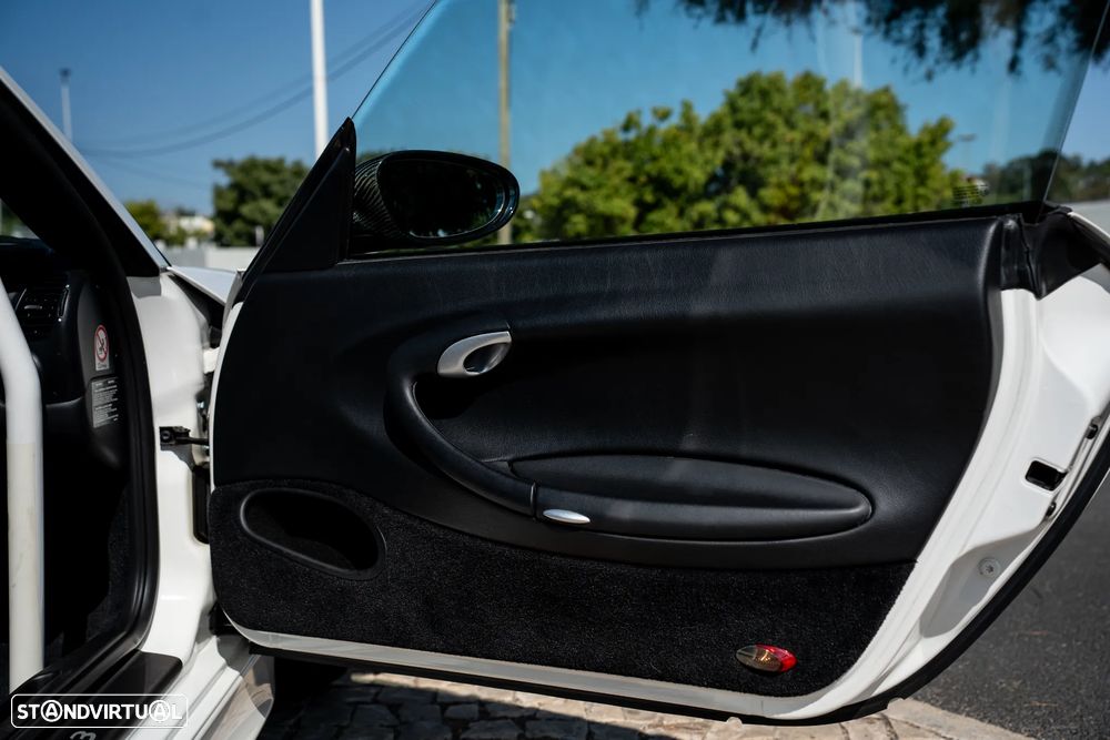 Porsche 911 (996) GT3 RS - 23