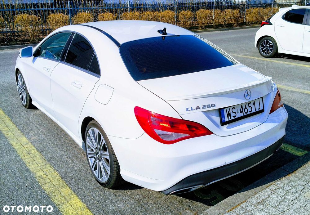 Mercedes-Benz CLA - 5