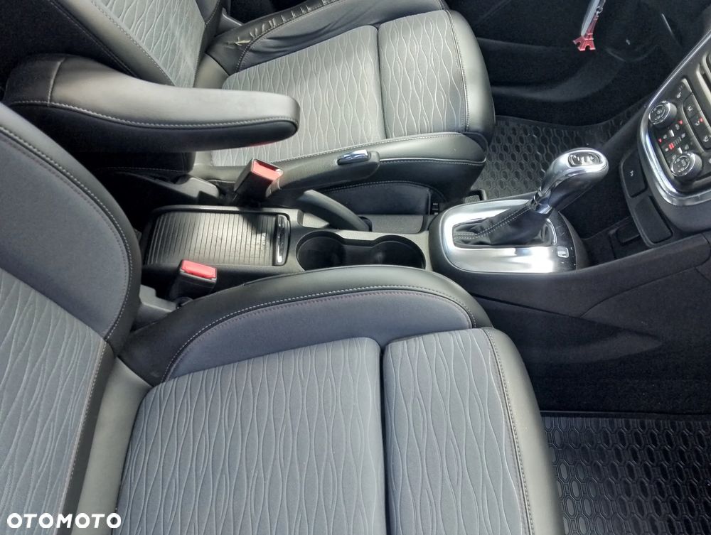 Opel Mokka 1.6 CDTI Automatik Color Edition - 23