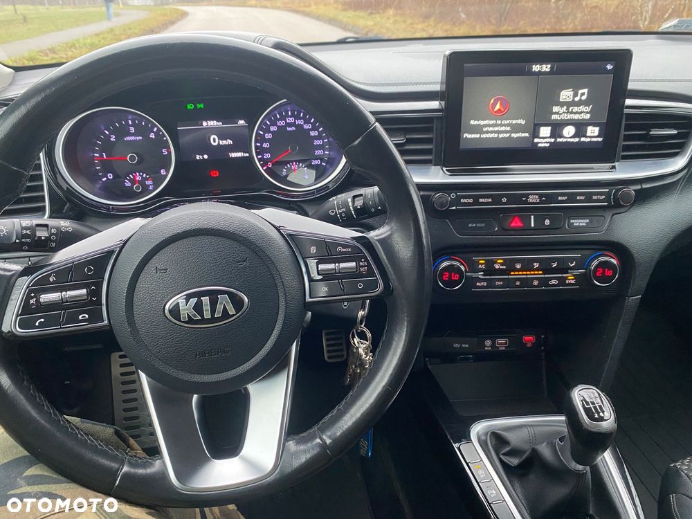 Kia Ceed 1.6 CRDi L - 13