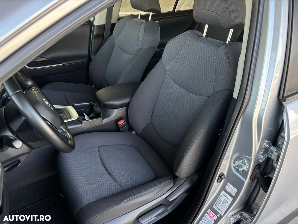 Toyota RAV4 - 14