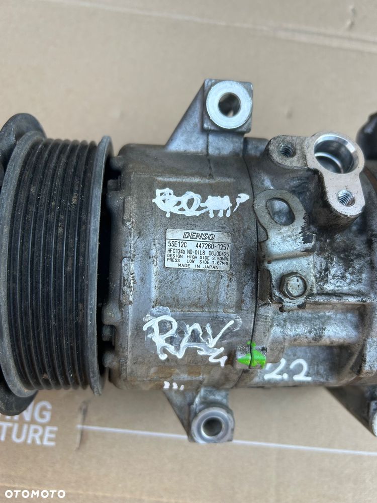 Toyota Rav4 III kompresor klimatyzacji sprężarka 447260-1257  2.2 diesel - 4