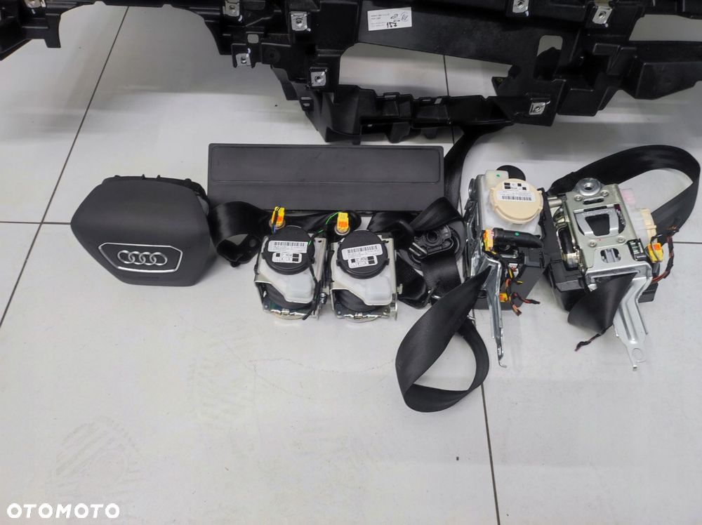 deska konsola poduszki pasy audi q8 etron skóra orginał - 6