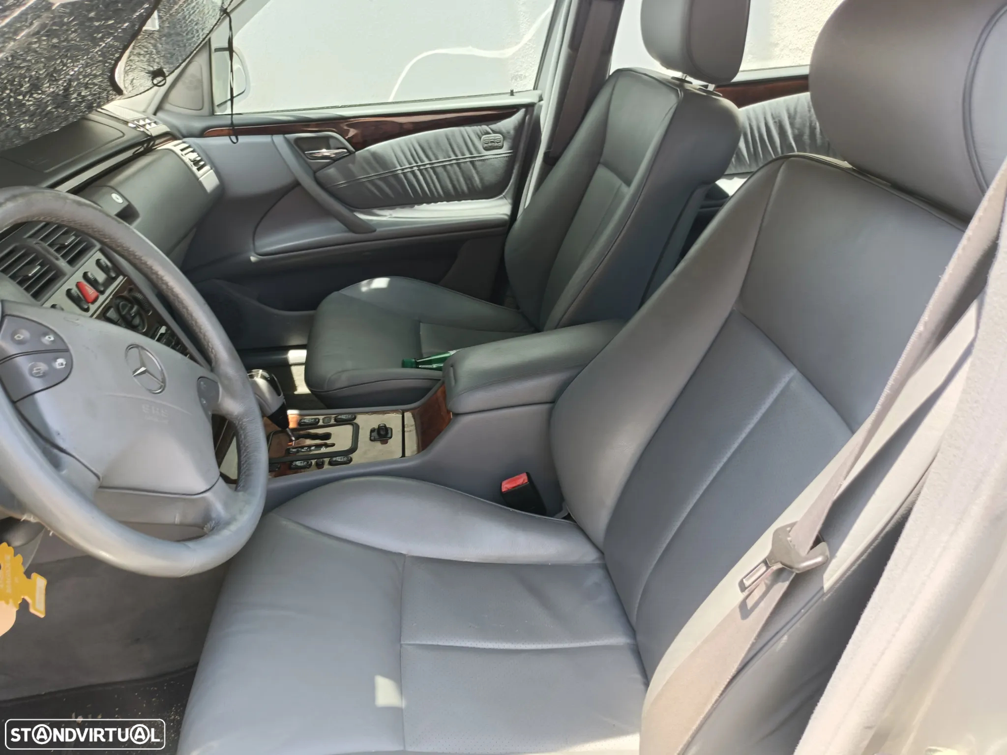Mercedes-Benz E 270 - 14