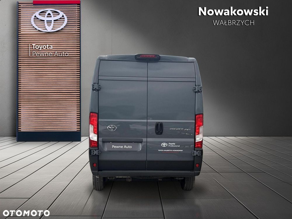 Toyota PROACE MAX - 8