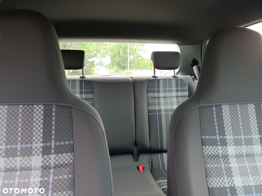 Volkswagen up! club - 11