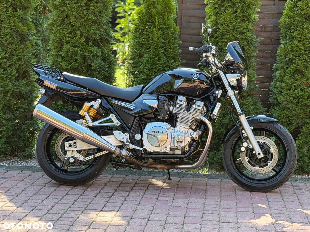 Yamaha XJR - 3