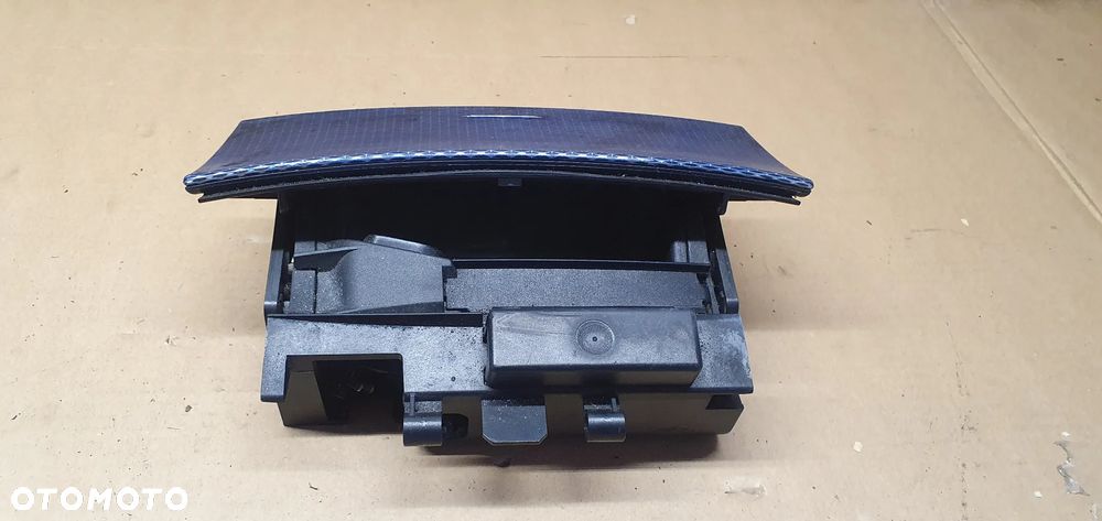 Popielniczka schowek Mercedes CLS W209 A2096800550 A2096800650 - 4