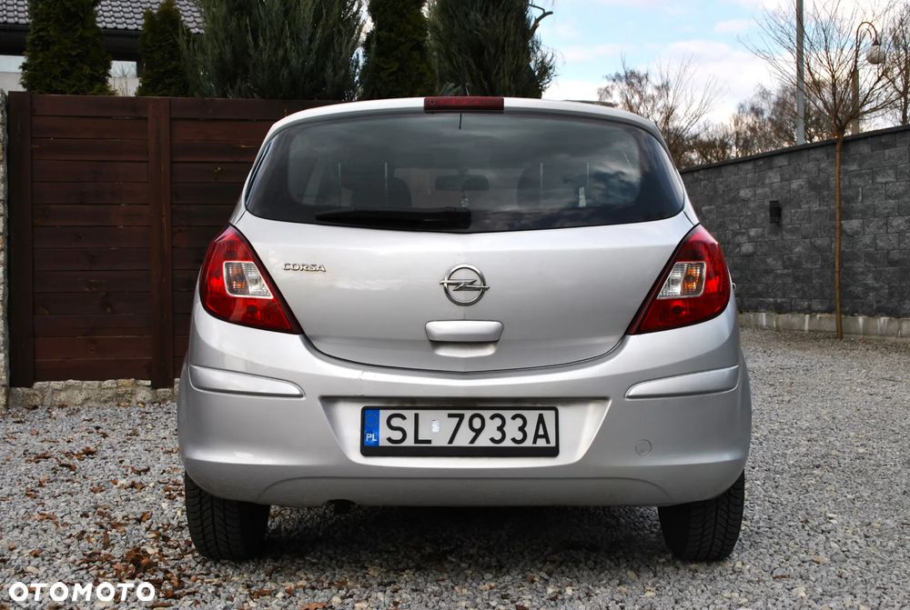 Opel Corsa 1.2 16V Enjoy - 4