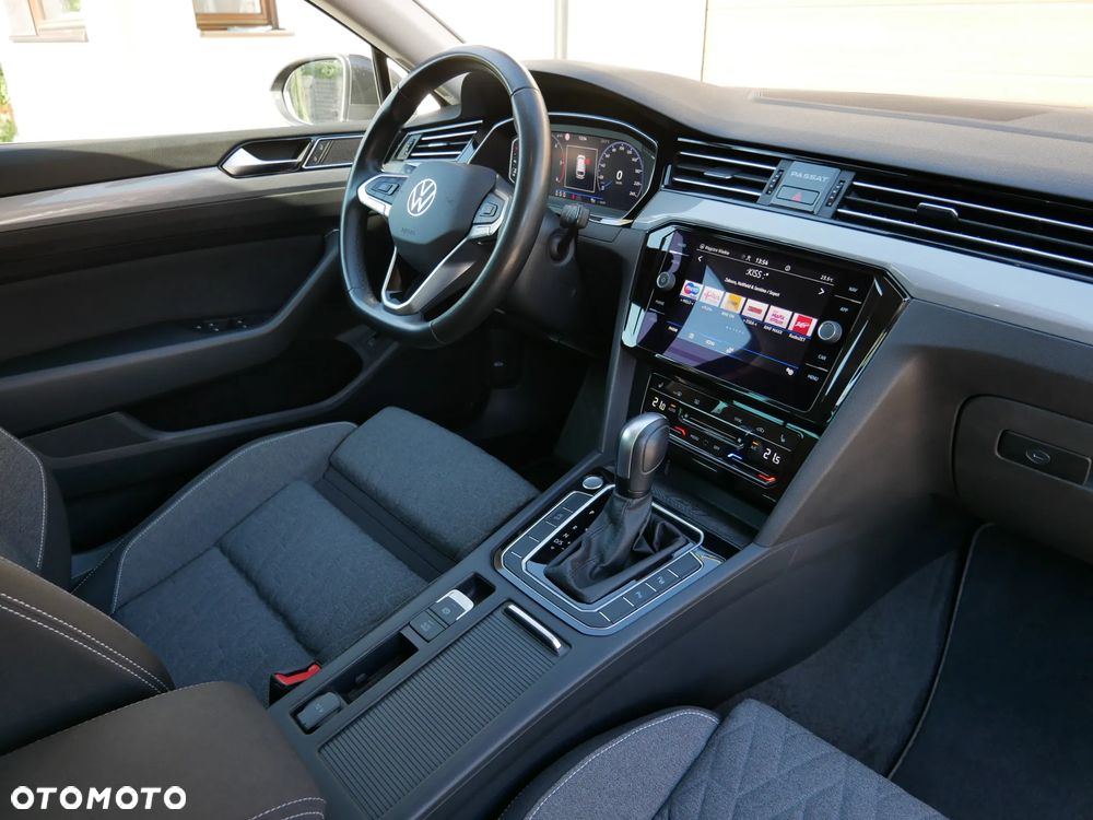 Volkswagen Passat 2.0 TDI EVO Business DSG - 17
