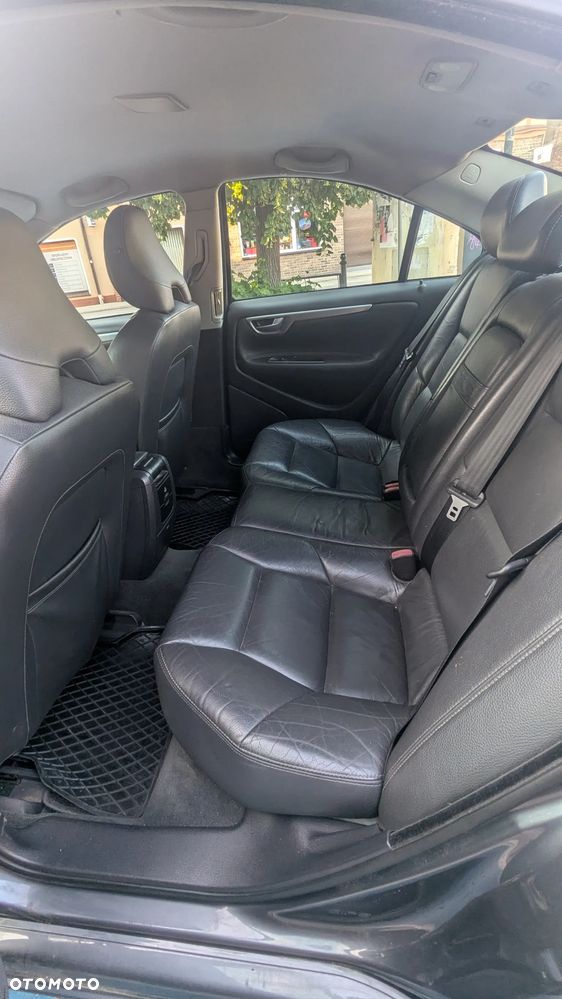 Volvo S60 - 12