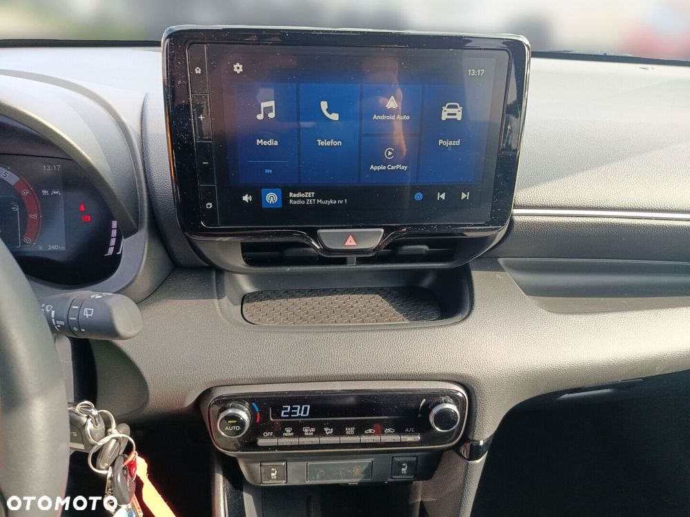 Toyota Yaris Hybrid 1.5 Style - 17