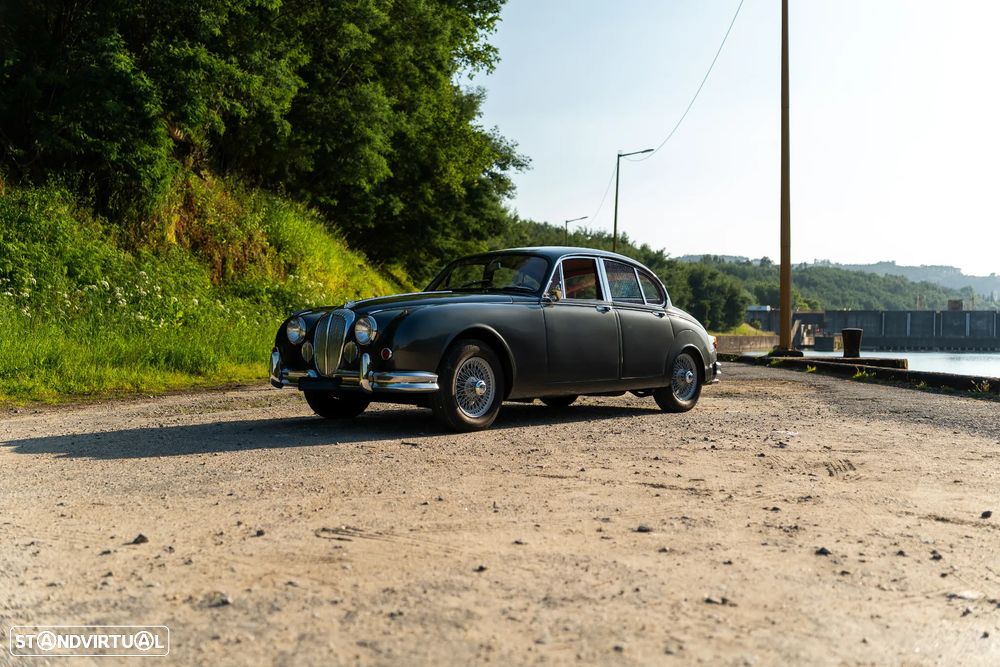 Jaguar Daimler - 9